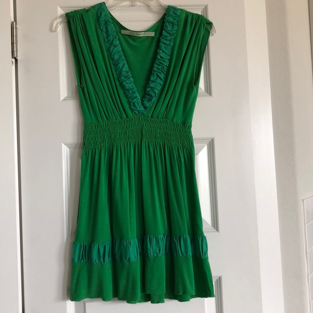 Gibson Green Top with Silk Trim Size Small